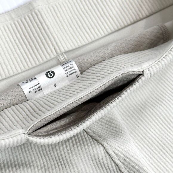 NWOT Lululemon Brushed Softstreme Rib Zip Flared Pant 32.5" Sz 8 Bone Athleisure - Picture 10 of 10